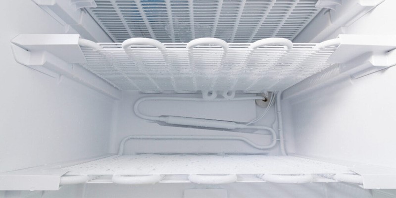 خرابی المنت(هیتر) یکی از علل دیفراست نکردن یخچال است.