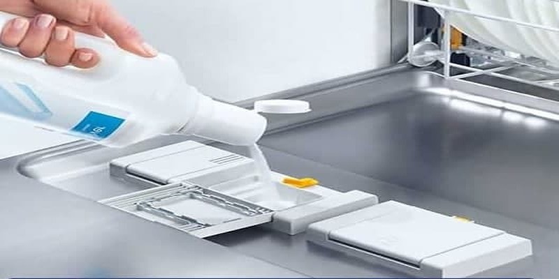تعویض محفظه مواد شوینده ماشین ظرفشویی نیاز به مشورت با متخصص دارد.