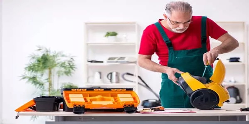 صدای زیاد جاروبرقی یکی از ایرادات رایج جاروبرقی است.